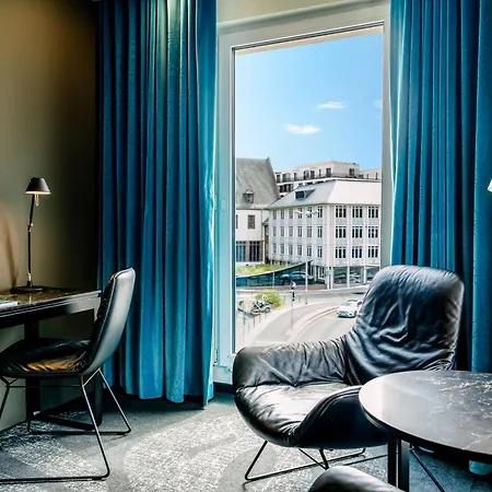 Motel One Frankfurt-Roemer