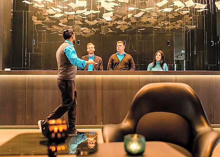 Hotel One Frankfurt-roemer 3*