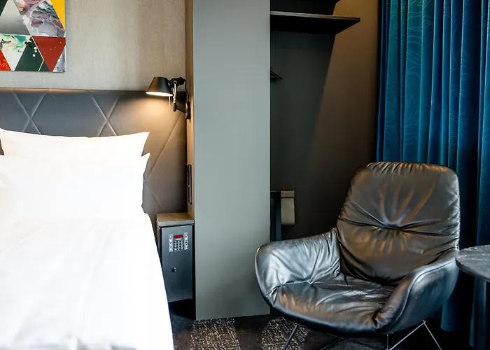 فندق One Frankfurt-roemer 3*