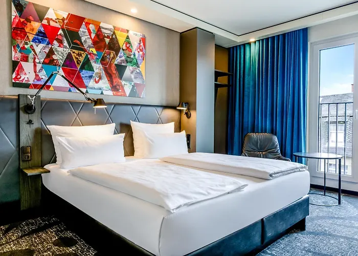 One Frankfurt-roemer 3*