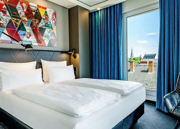 One Frankfurt-roemer 3* فرانكفورت
