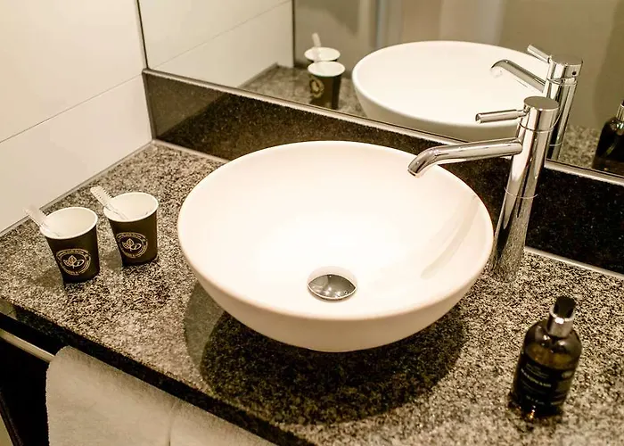 فندق One Frankfurt-roemer 3*